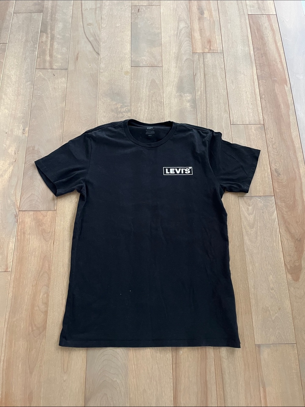Levi's Black T-Shirt with White Logo Patch